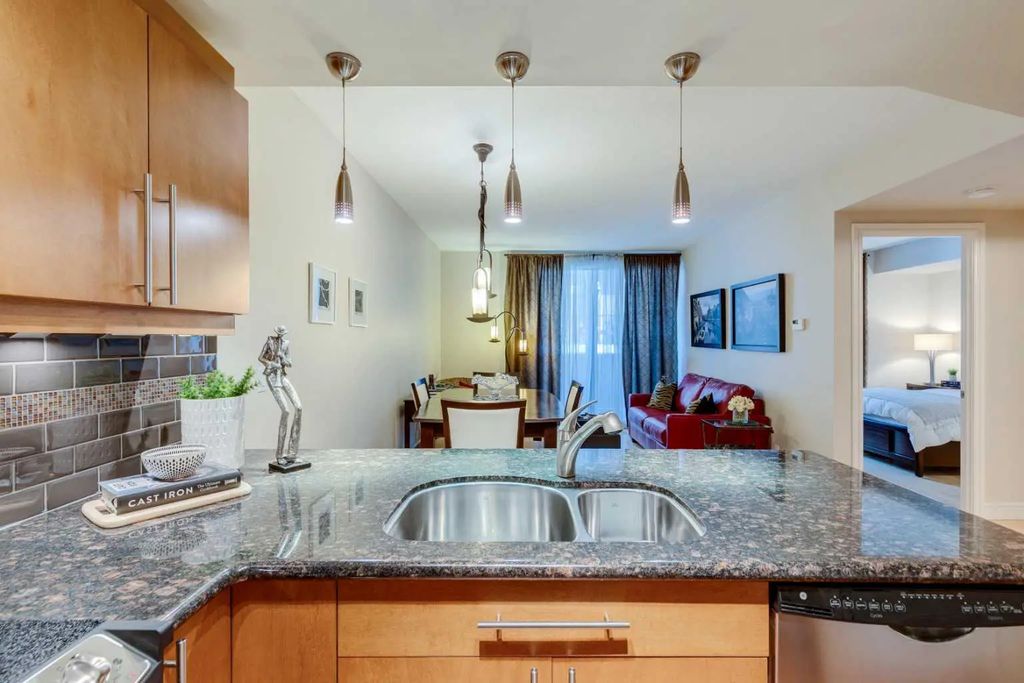 206 817 15 Avenue Sw, Calgary