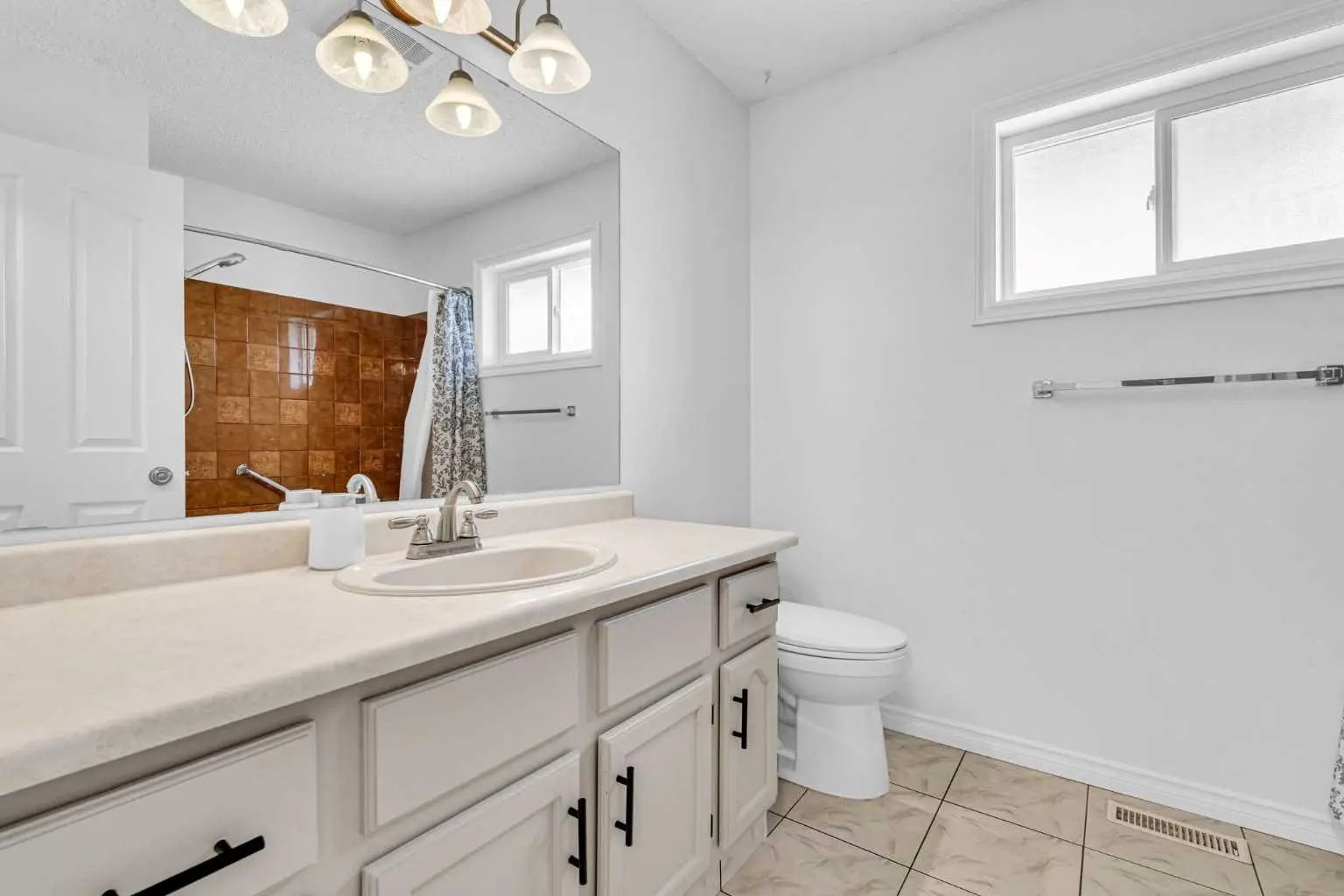 6716 37 Avenue Northeast, Calgary – Residential Detached Listing Photo 14
