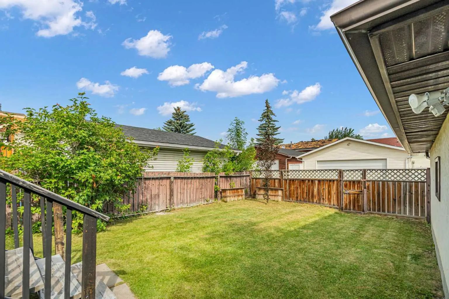 6716 37 Avenue Northeast, Calgary – Residential Detached Listing Photo 36