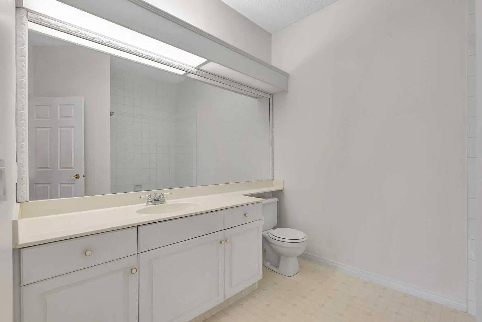 108 9449 19 Street Southwest, Calgary – Residential Apartment Listing Photo 13