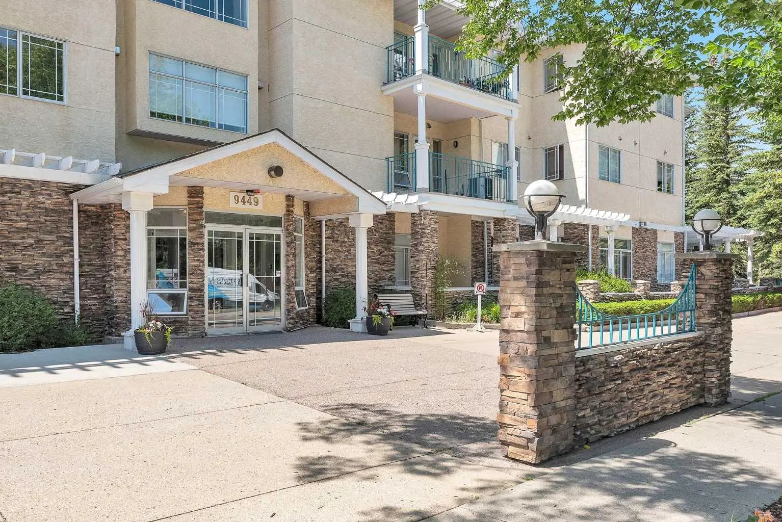 108 9449 19 Street Southwest, Calgary – Residential Apartment Listing Photo 2