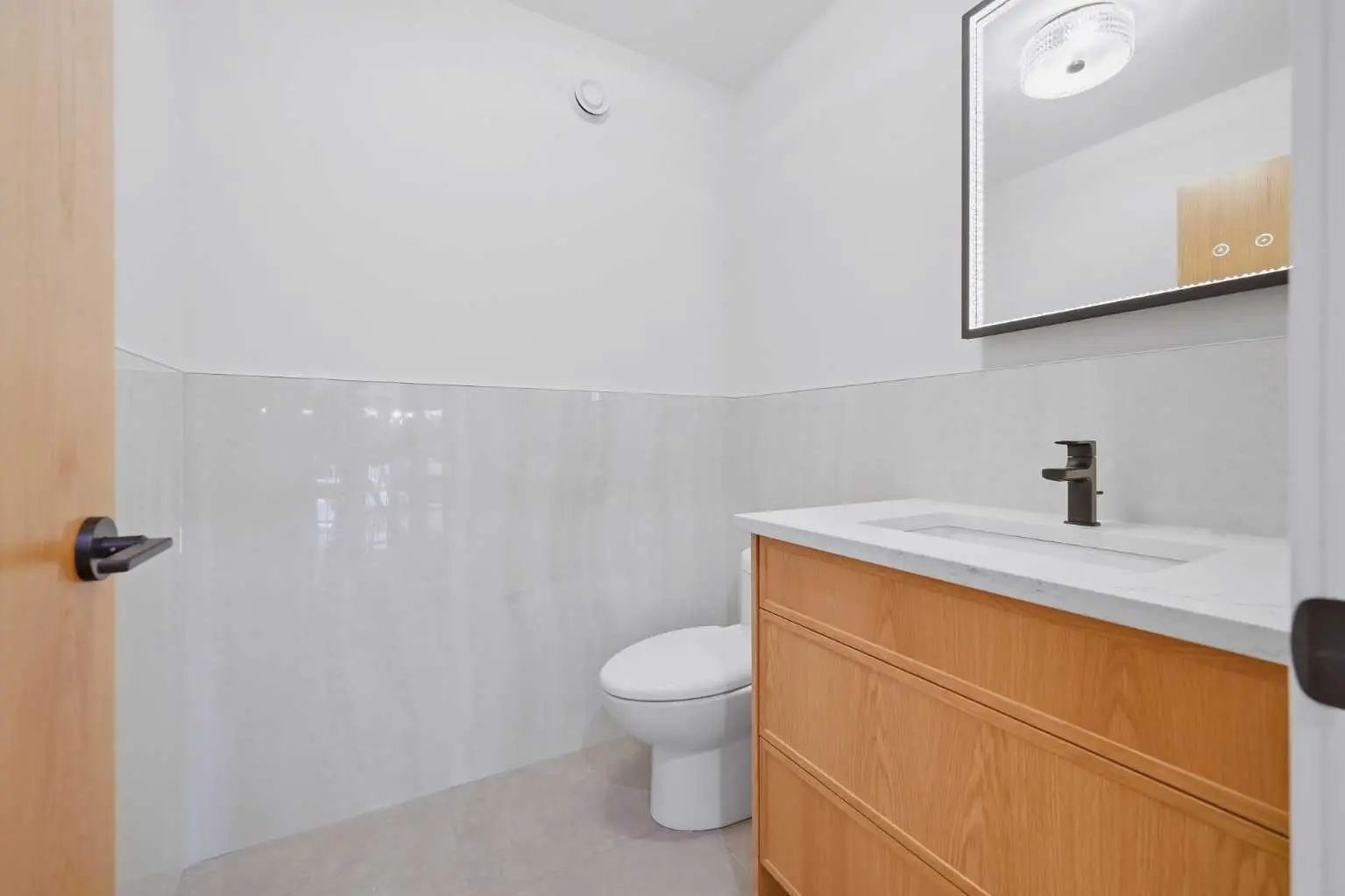 1132 Lake Sylvan Place Southeast, Calgary – Residential Detached Listing Photo 14