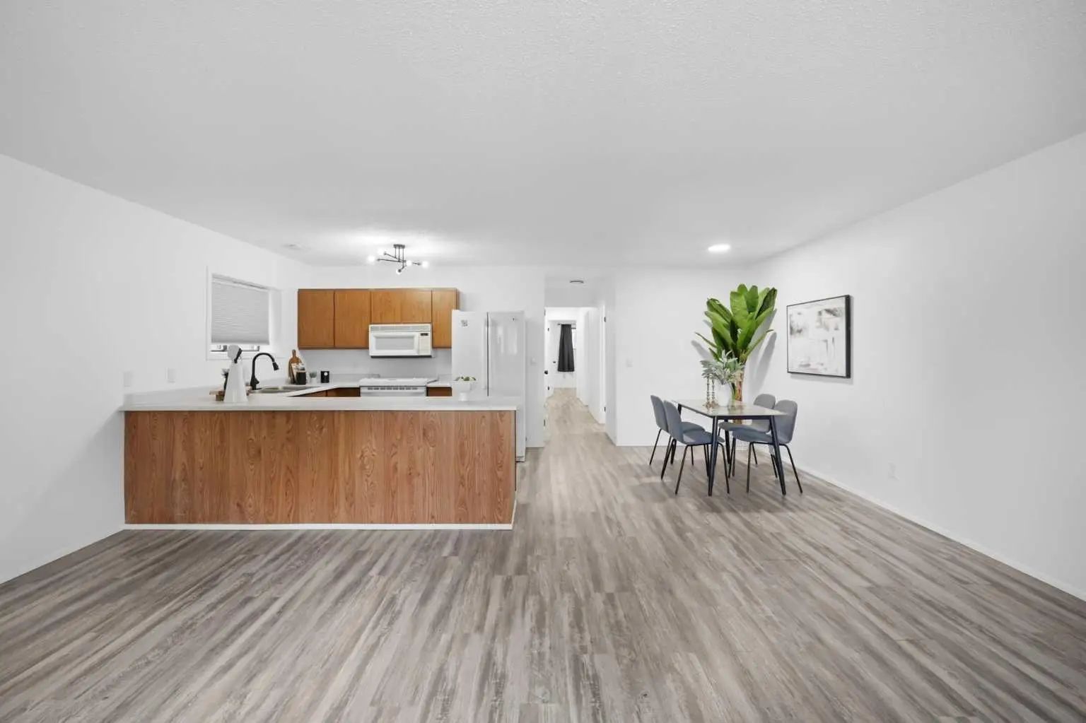 1004 Mckinnon Drive Northeast, Calgary – Residential Semi Detached (Half Duplex) Listing Photo 32