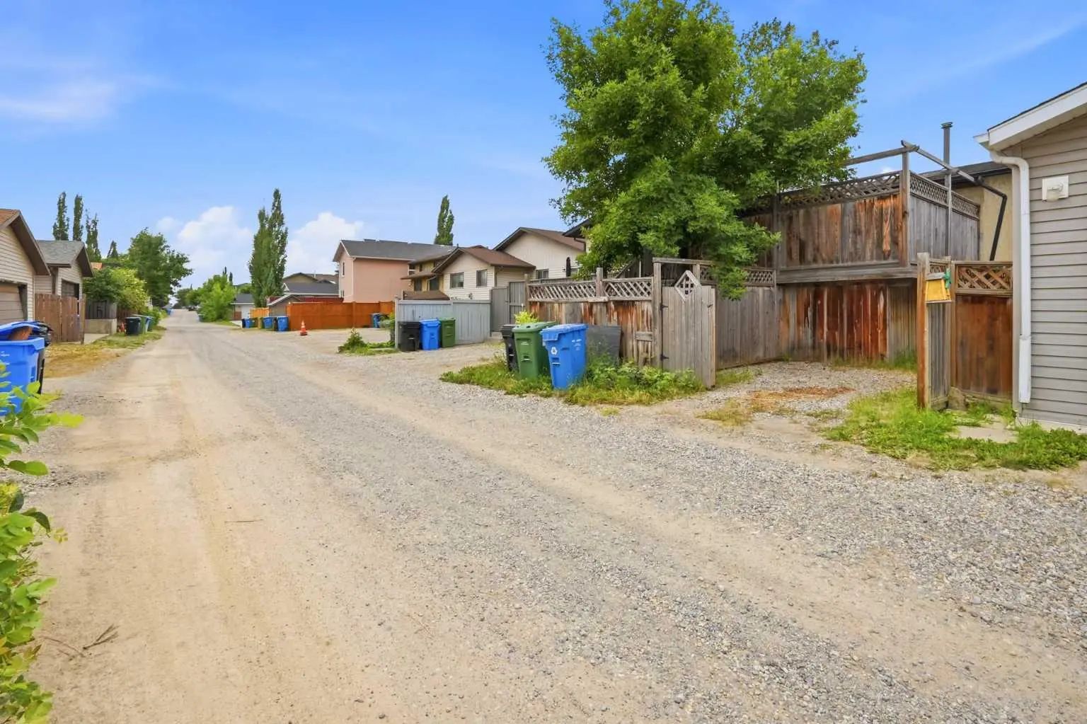 1004 Mckinnon Drive Northeast, Calgary – Residential Semi Detached (Half Duplex) Listing Photo 47