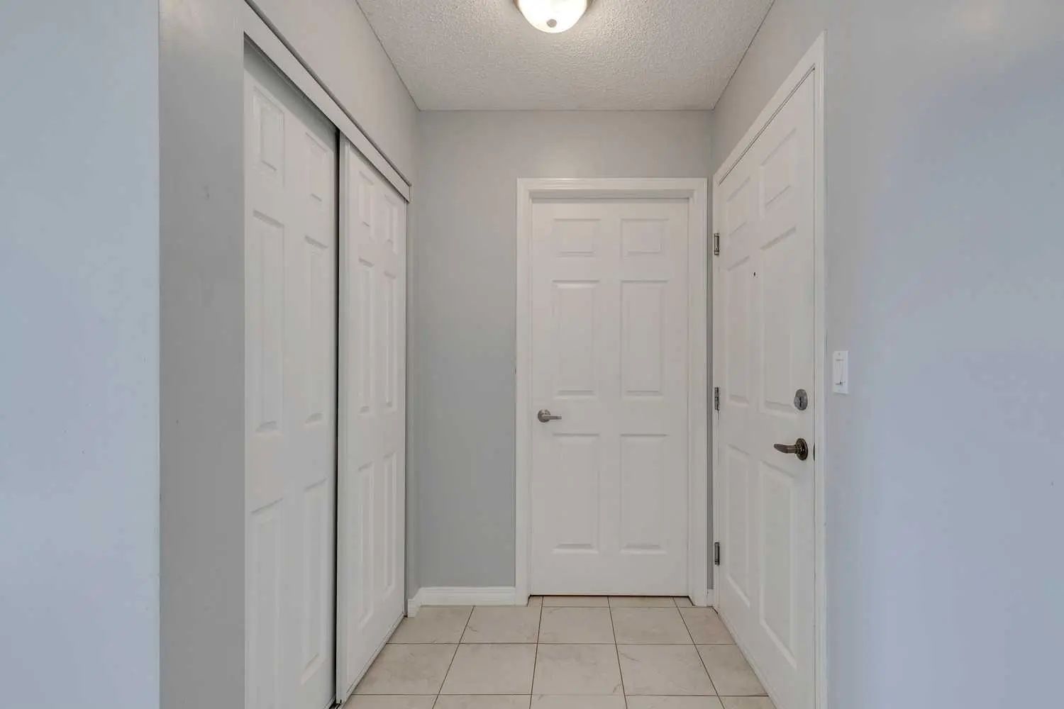 119 2022 Canyon Meadows Drive Southeast, Calgary – Residential Apartment Listing Photo 4