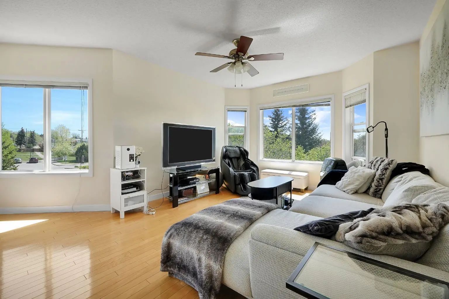 227 1920 14 Avenue Northeast, Calgary – Residential Apartment Listing Photo 2