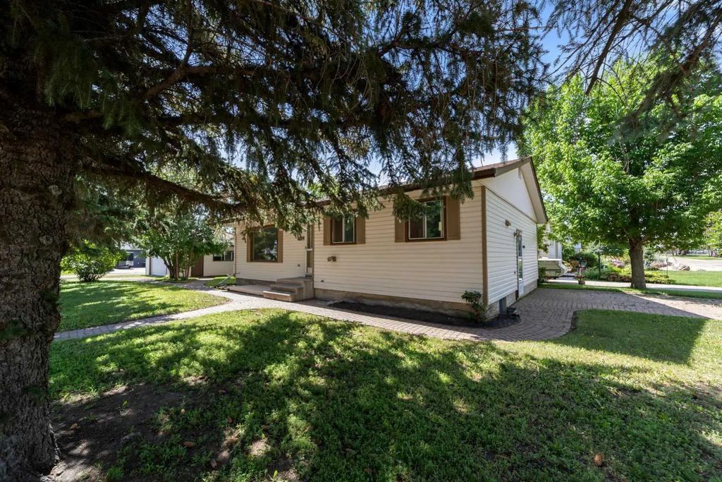 4814 49 Avenue , Forestburg
