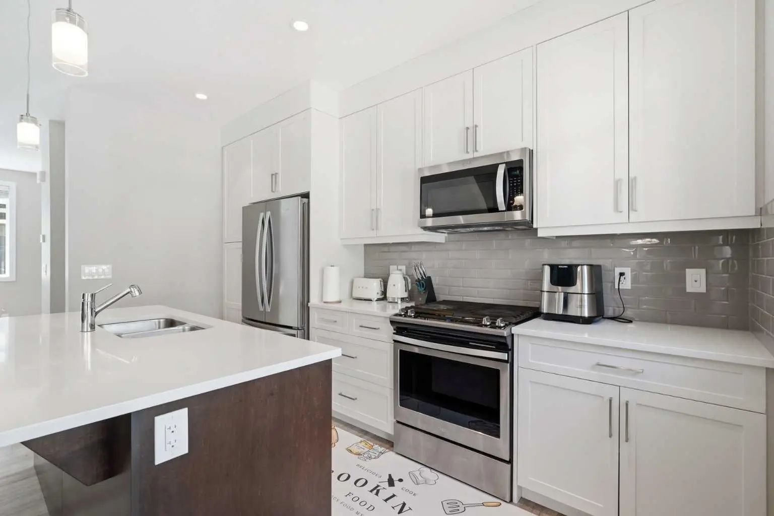 312 Wentworth Row Southwest, Calgary – Residential Row/Townhouse Listing Photo 11