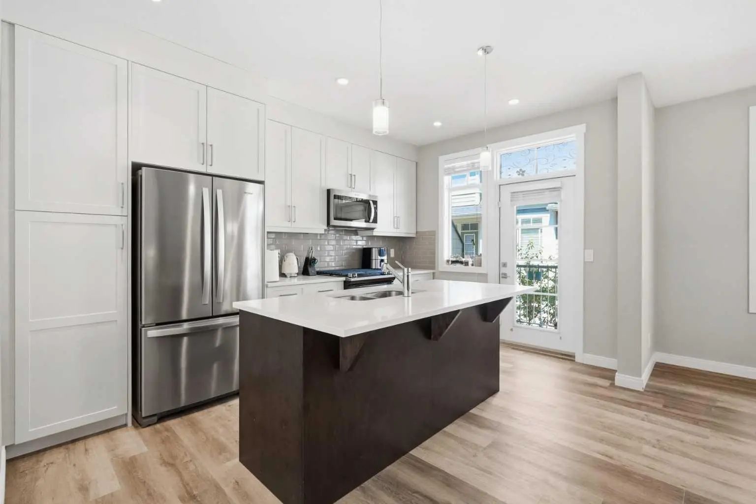 312 Wentworth Row Southwest, Calgary – Residential Row/Townhouse Listing Photo 8