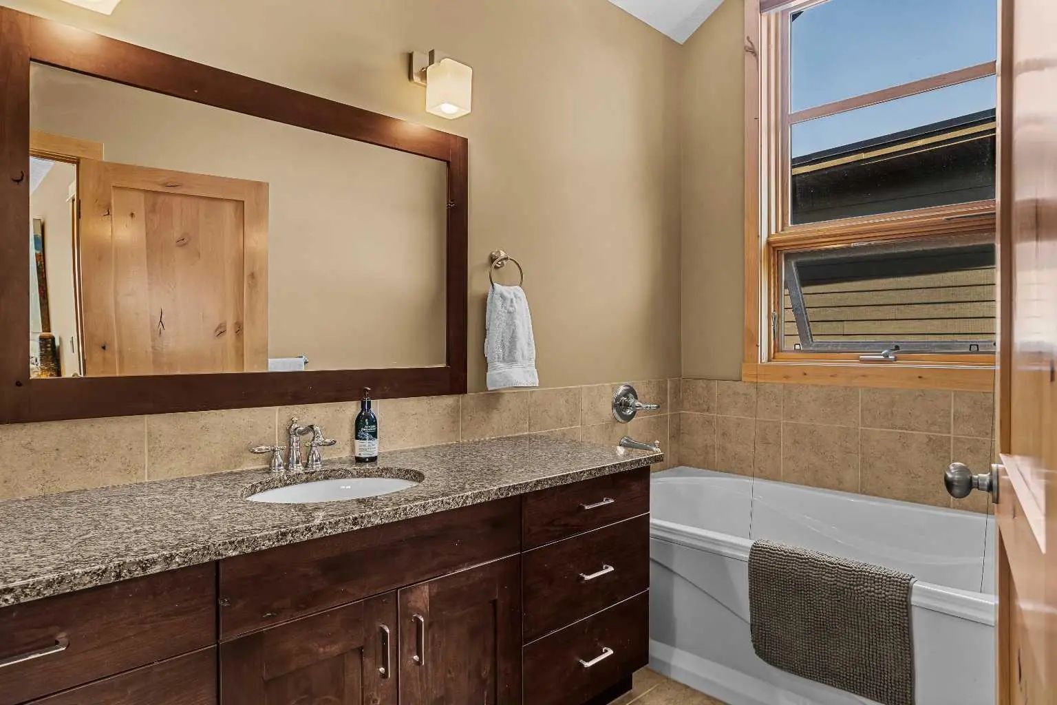 516 8th Avenue , Canmore – Residential Semi Detached (Half Duplex) Listing Photo 24