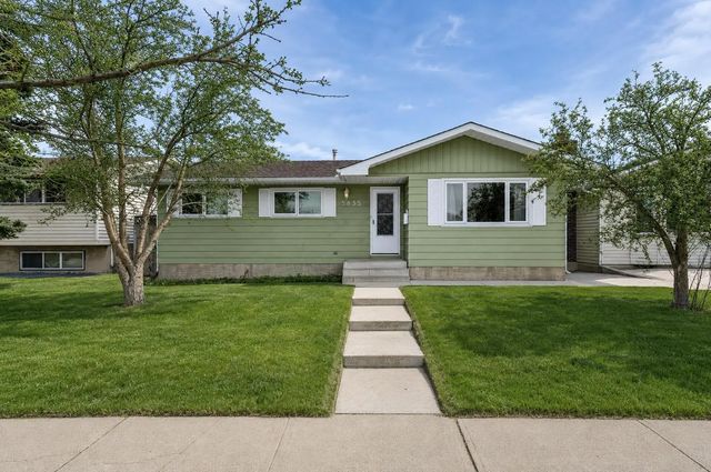 5835 28 Avenue Ne, Calgary