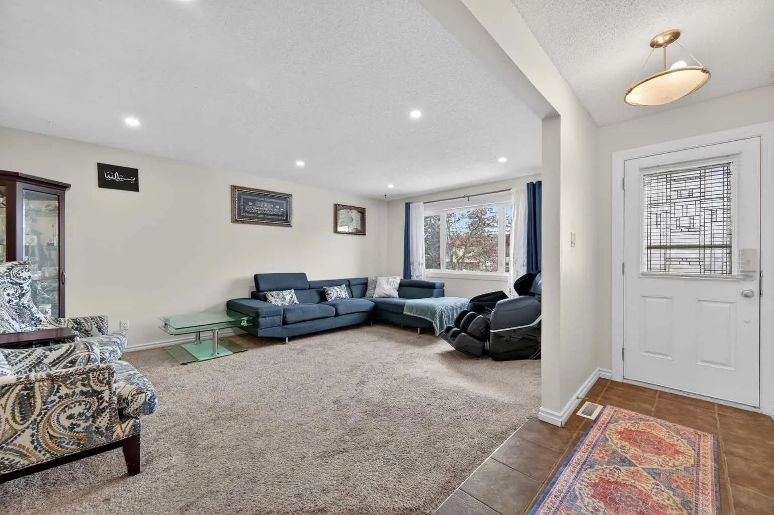 5835 28 Avenue Northeast, Calgary – Residential Detached Listing Photo 5