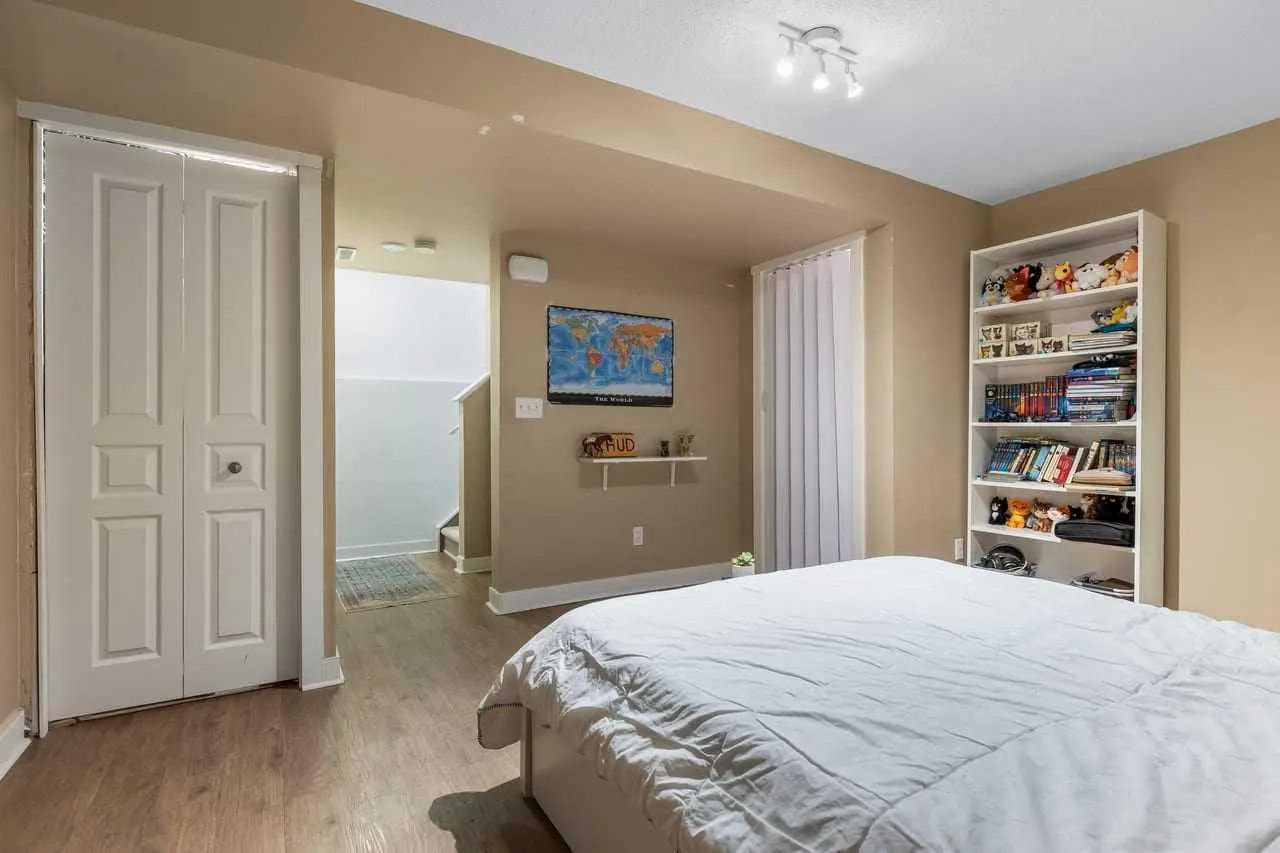 56 28 Heritage Drive , Cochrane – Residential Row/Townhouse Listing Photo 25