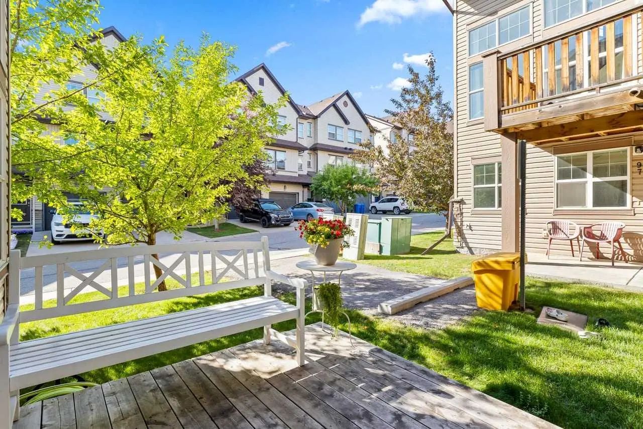 56 28 Heritage Drive , Cochrane – Residential Row/Townhouse Listing Photo 30