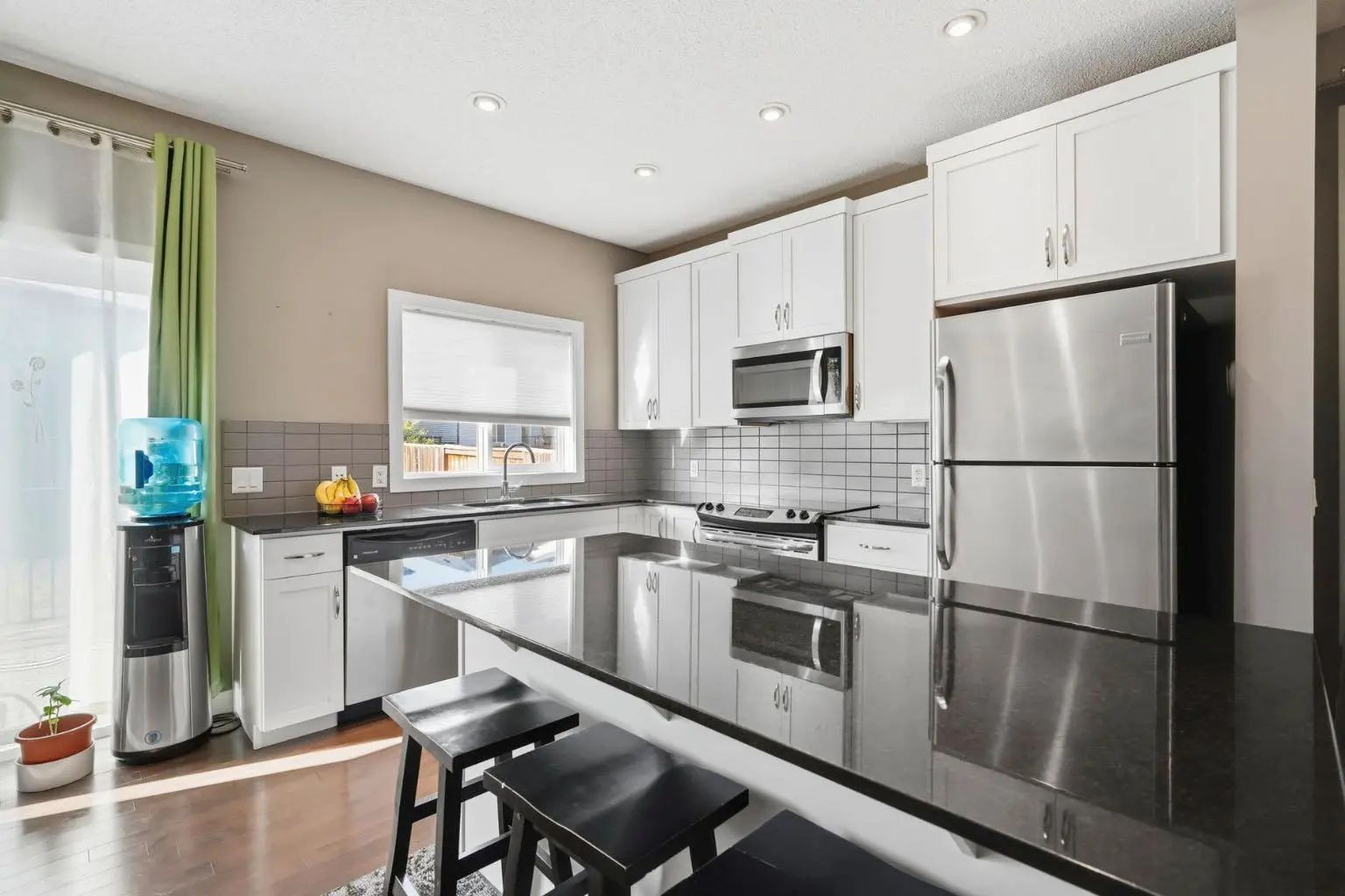 98 Panton Way Northwest, Calgary – Residential Detached Listing Photo 9