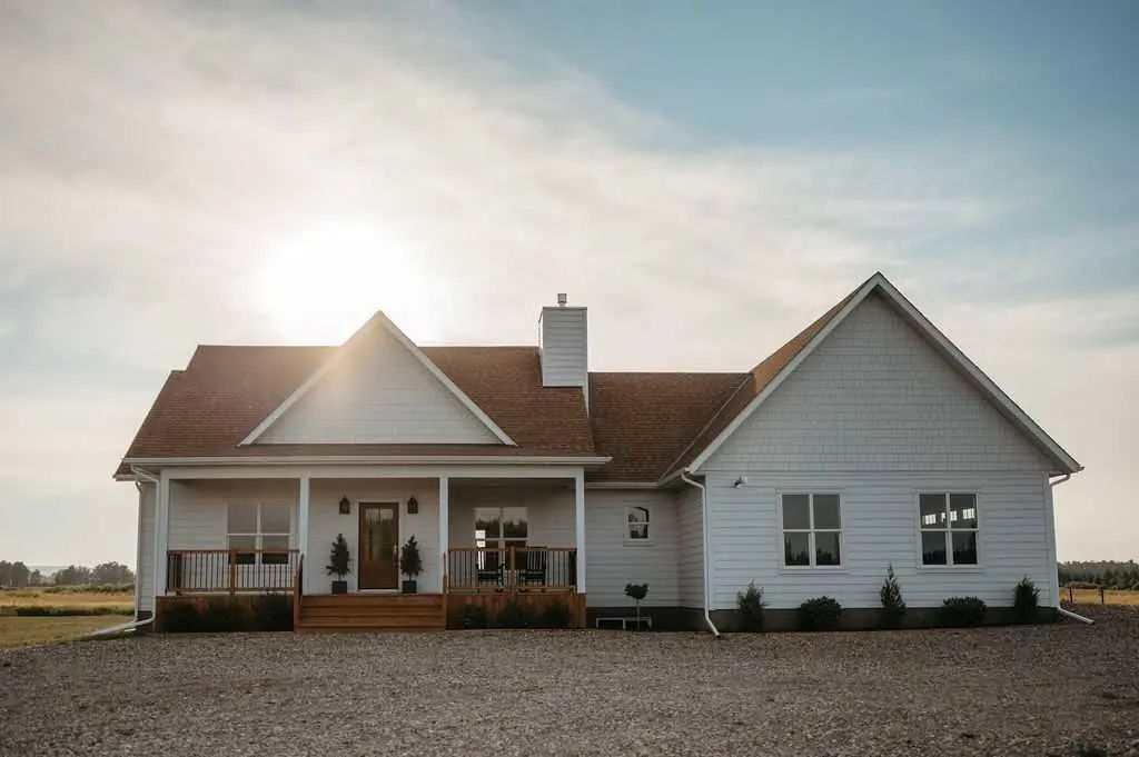 33080 Range Road 61  , Rural Mountain View County