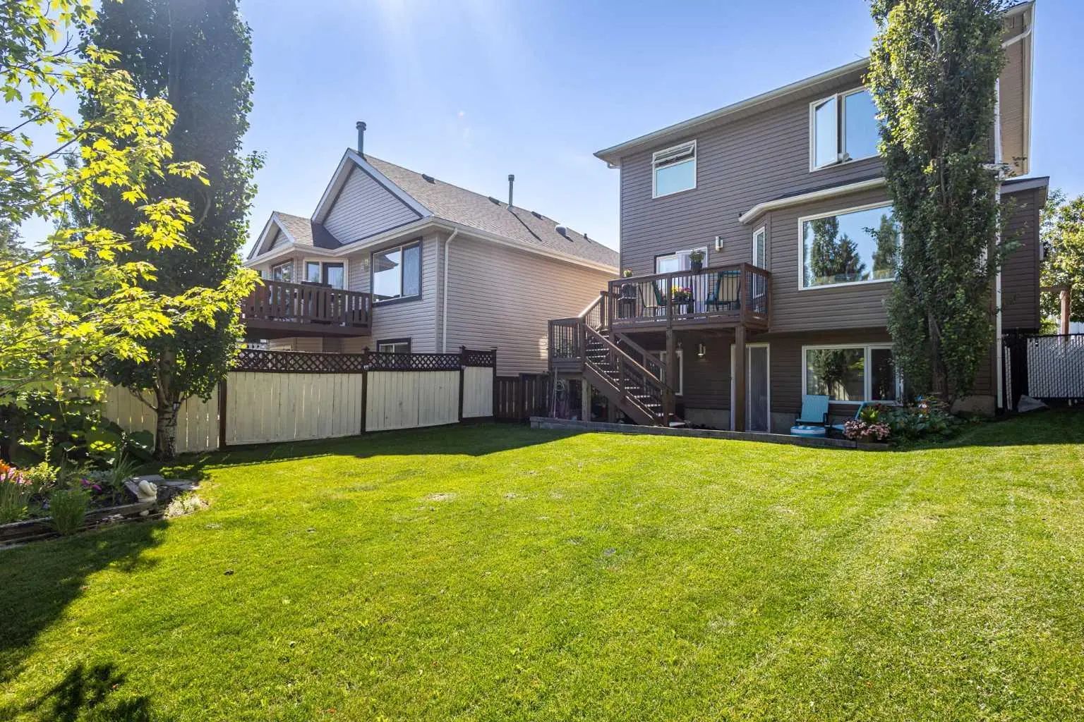 151 Citadel Close Northwest, Calgary – Residential Detached Listing Photo 2