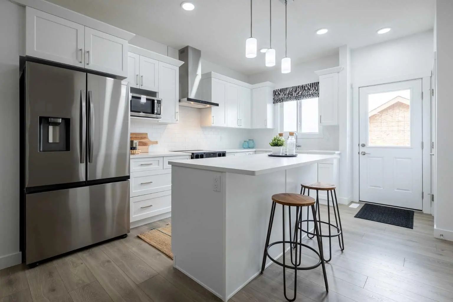 633 Savanna Drive Northeast, Calgary – Residential Row/Townhouse Listing Photo 9