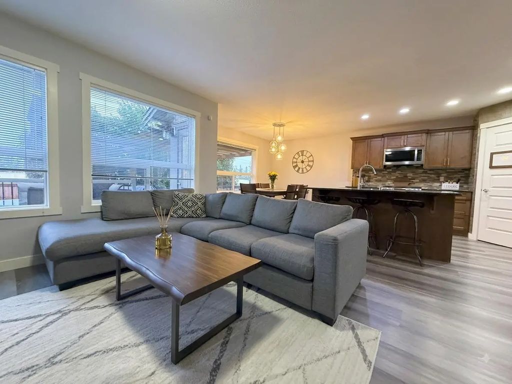 474 Williamstown Green Nw, Airdrie