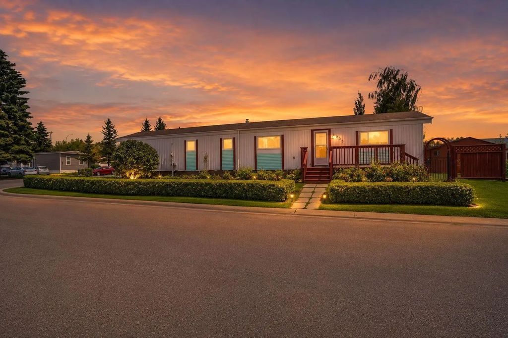 903 Briar Crescent , Strathmore