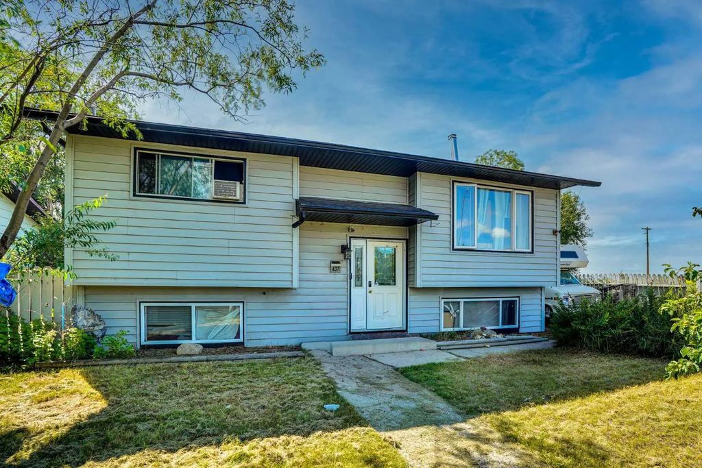 437 Mckinnon Drive , Carseland