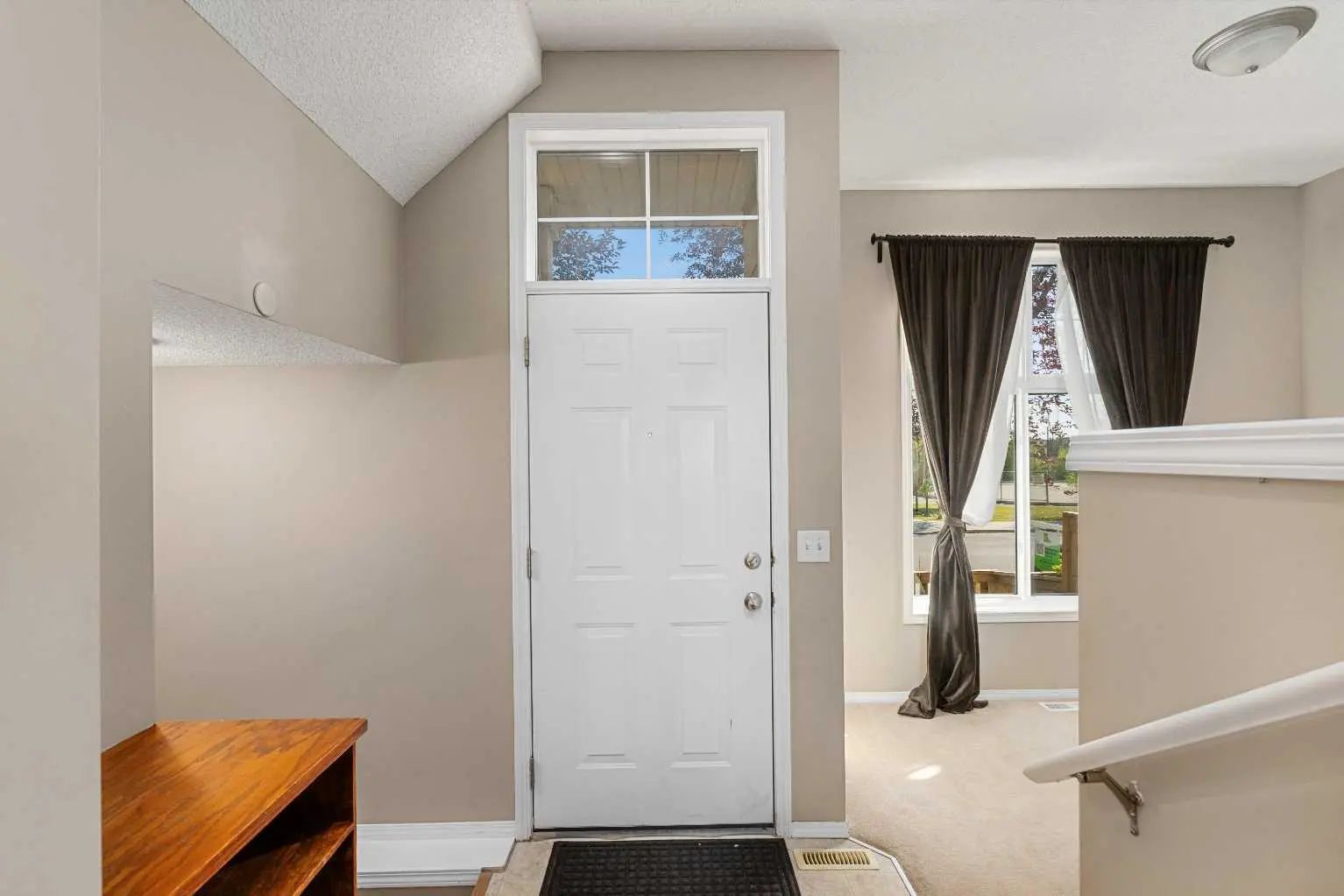 205 Mckenzie Towne Gate Southeast, Calgary – Residential Row/Townhouse Listing Photo 6