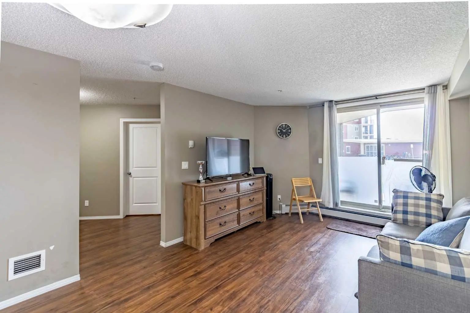 1108 5 Saddlestone Way Northeast, Calgary – Residential Apartment Listing Photo 11