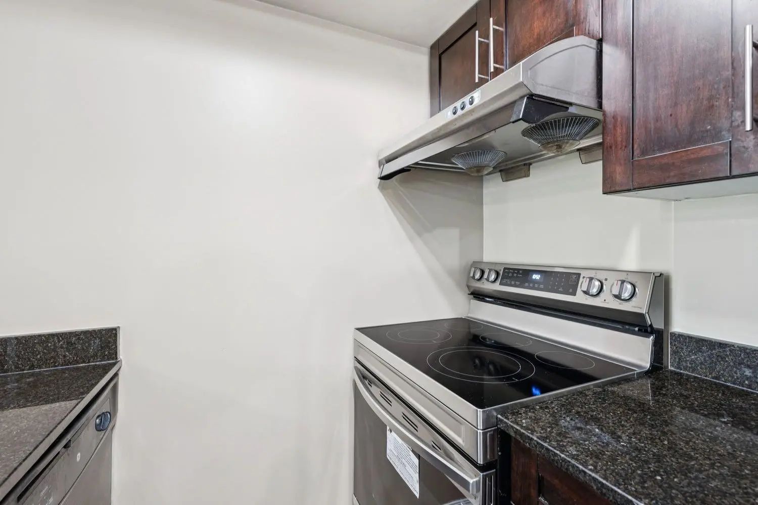 2117 403 Mackenzie Way Southwest, Airdrie – Residential Apartment Listing Photo 15