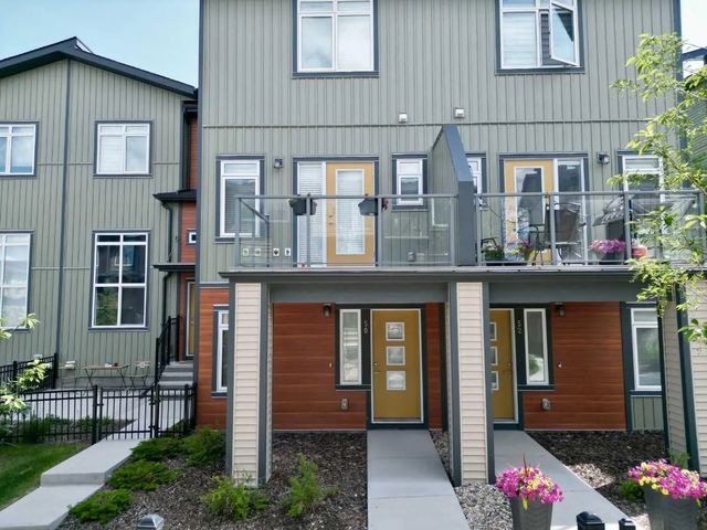 50 Sage Bluff Circle Nw, Calgary