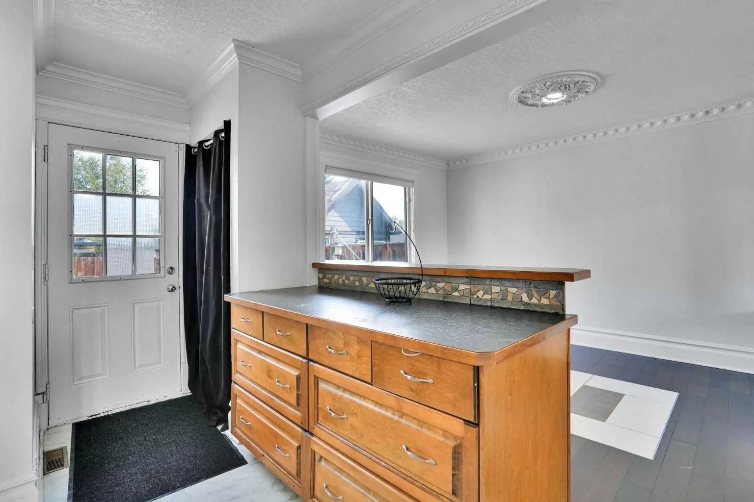 212 Pinetree Place Northeast, Calgary – Residential Detached Listing Photo 15