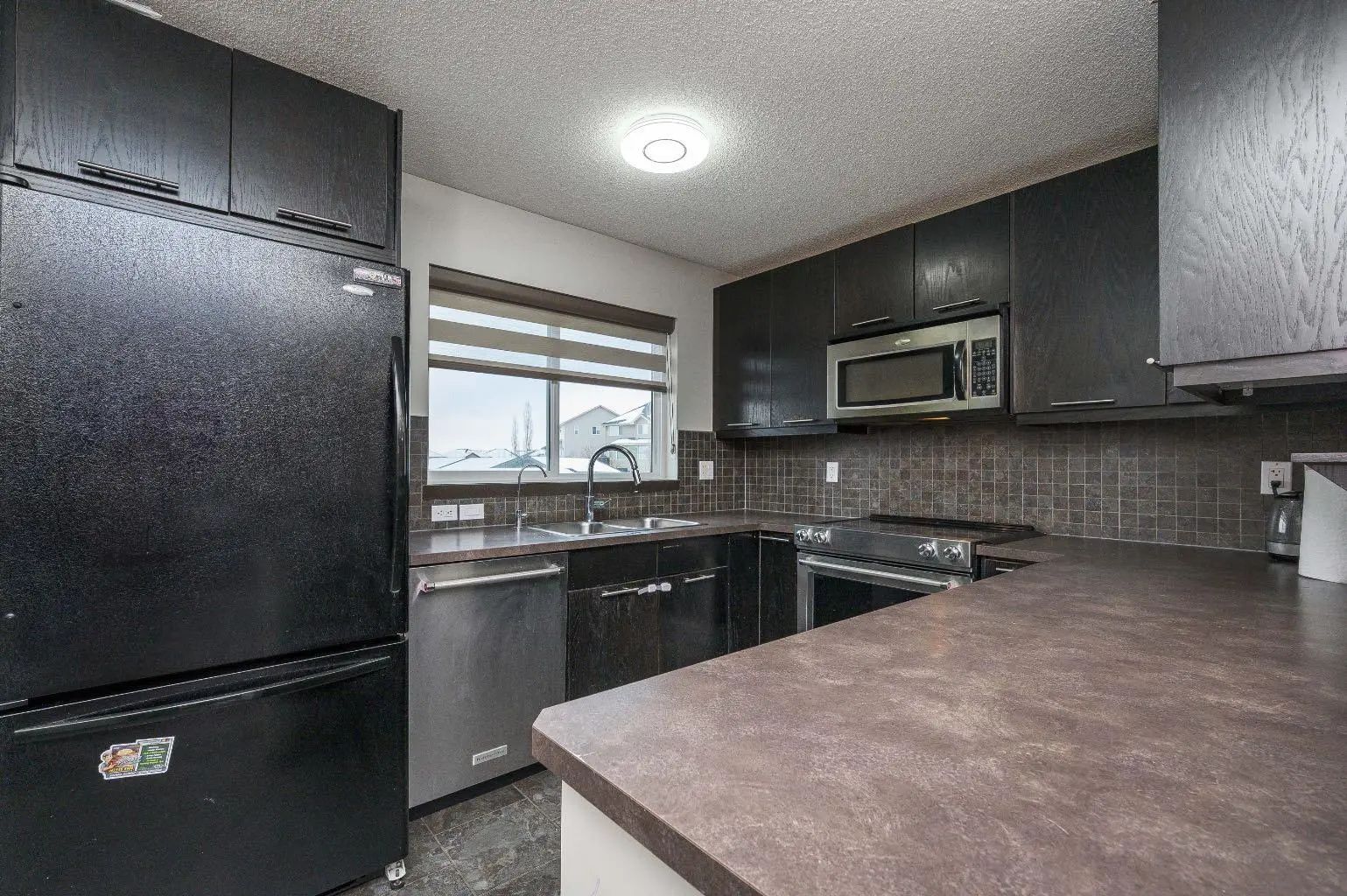 702 Panamount Boulevard Northwest, Calgary – Residential Semi Detached (Half Duplex) Listing Photo 10