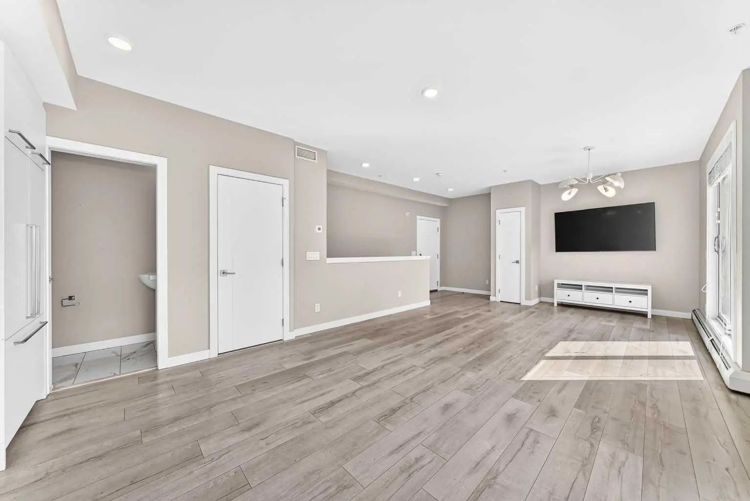 410 3130 Thirsk Street Northwest, Calgary – Residential Apartment Listing Photo 10