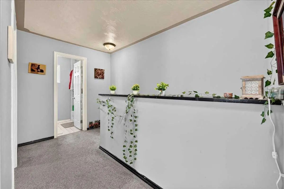 219 Penworth Drive Southeast, Calgary – Residential Semi Detached (Half Duplex) Listing Photo 18