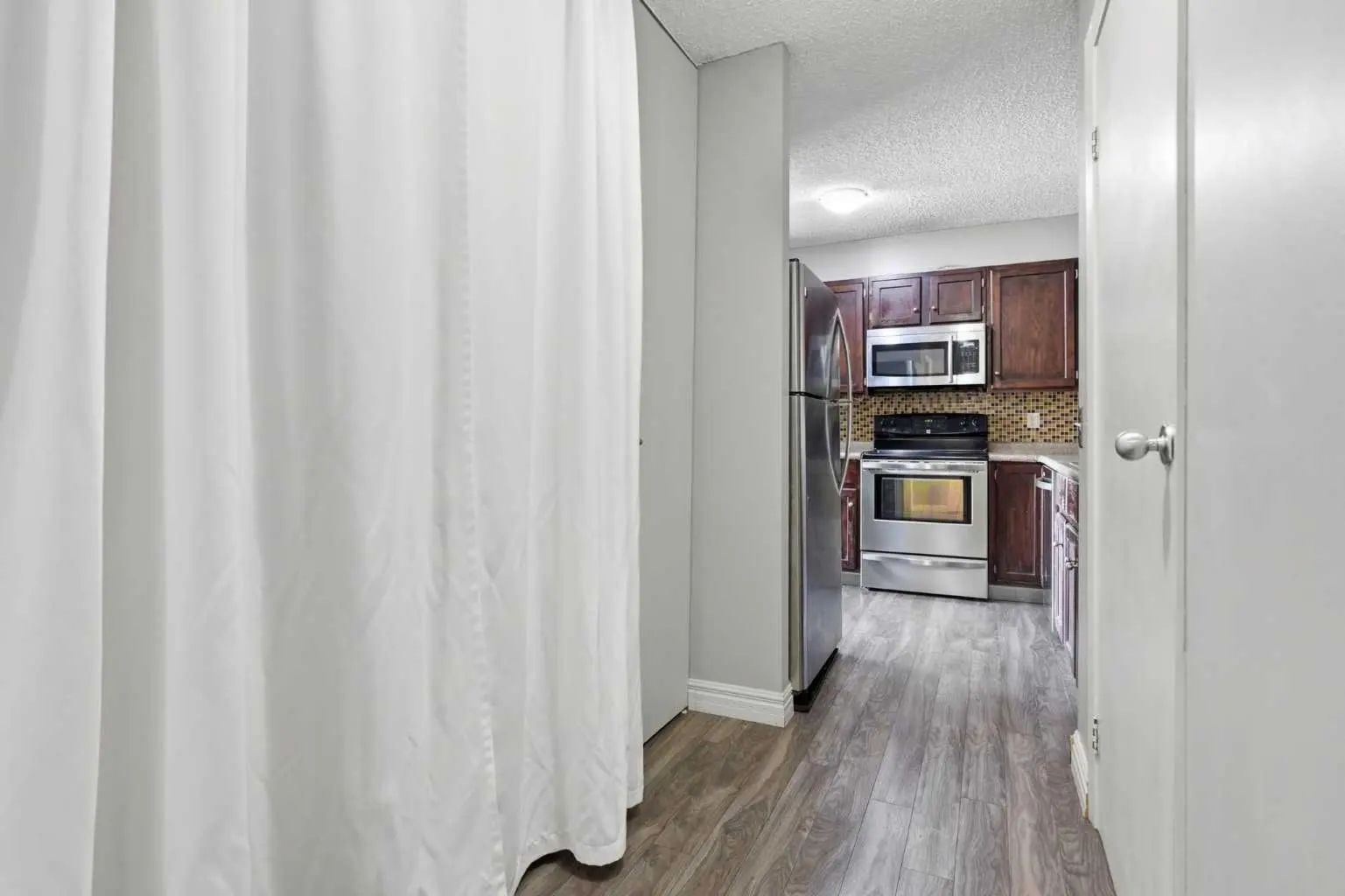 406 145 Point Drive Northwest, Calgary – Residential Apartment Listing Photo 3