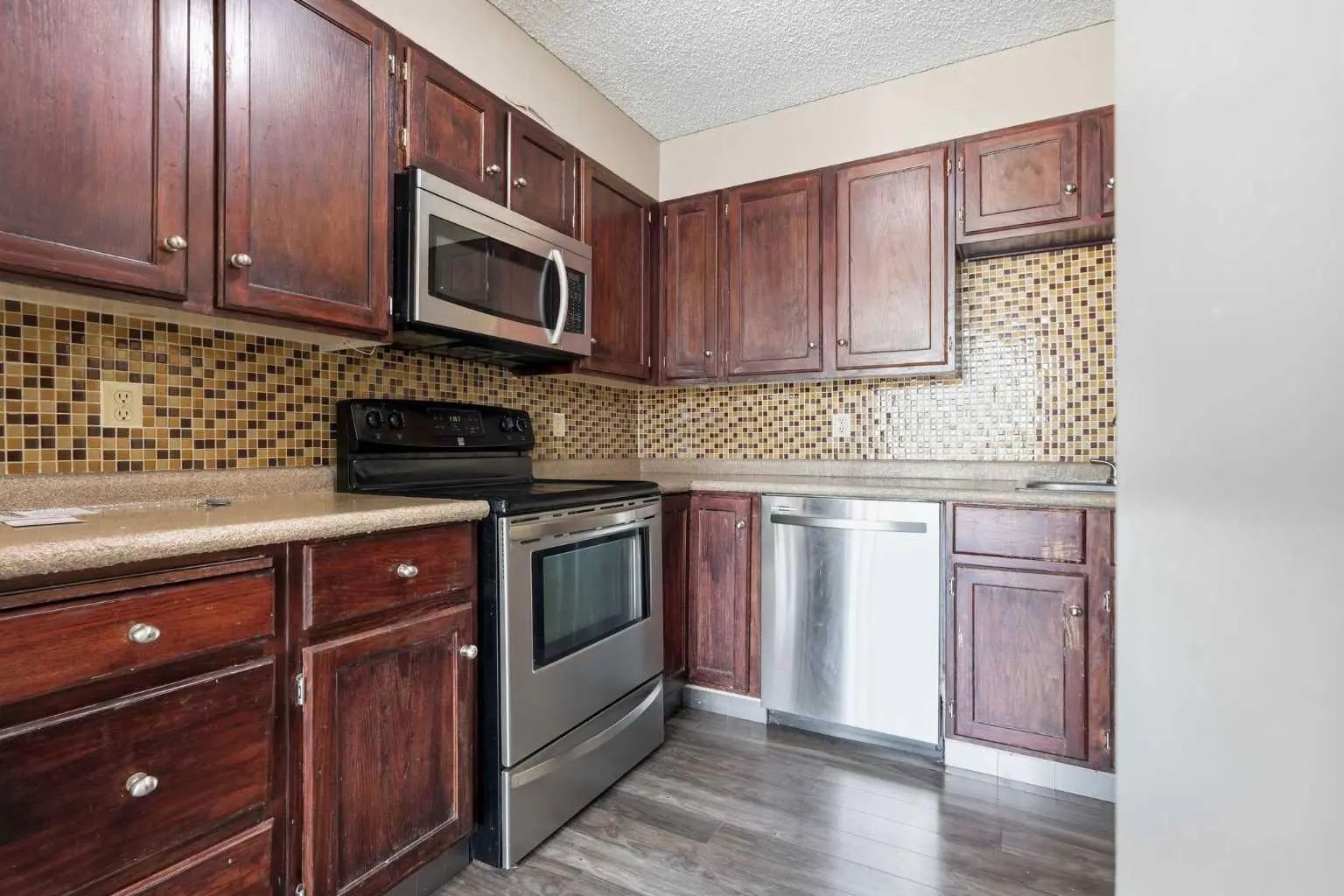 406 145 Point Drive Northwest, Calgary – Residential Apartment Listing Photo 5