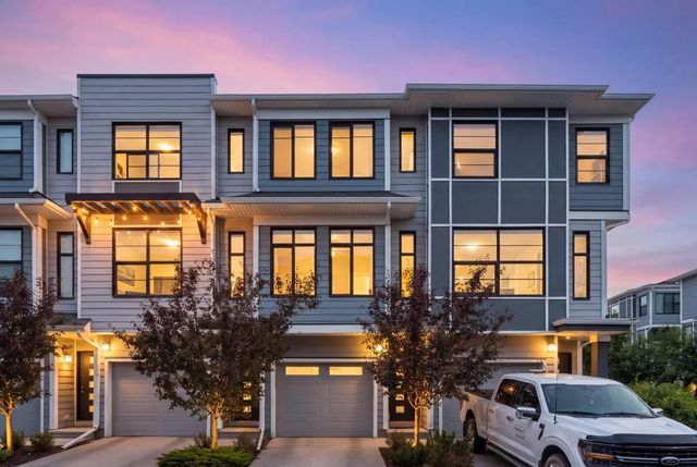 28 138 Seton Passage Se, Calgary