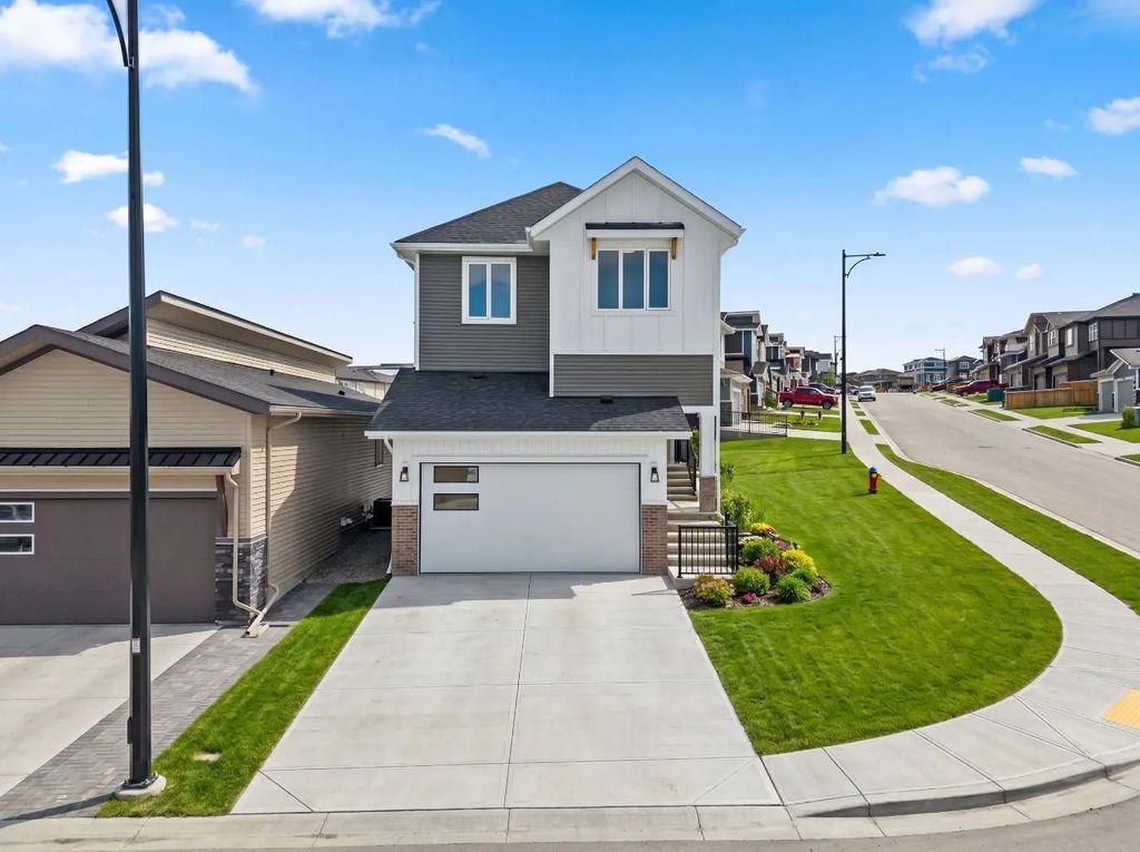 305 Precedence View , Cochrane