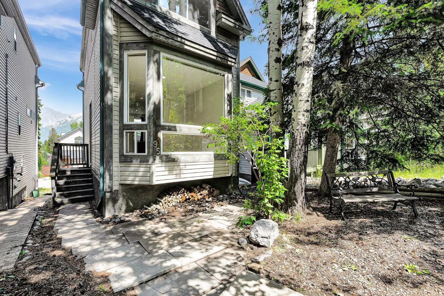 952 Wilson Way , Canmore – Residential Detached Listing Photo 3