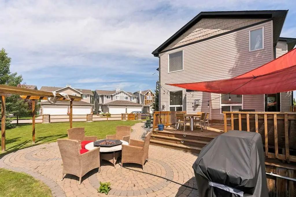 115 Rockmont Court Northwest, Calgary – Residential Detached Listing Photo 38