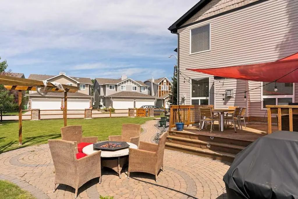 115 Rockmont Court Northwest, Calgary – Residential Detached Listing Photo 39