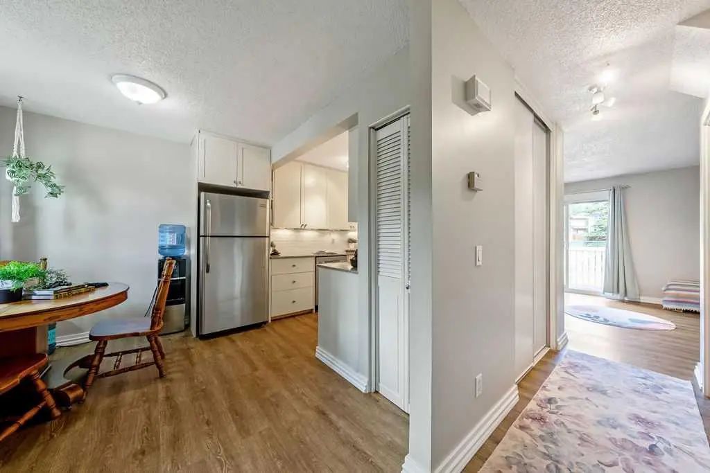 14 14736 Deerfield Drive Southeast, Calgary – Residential Row/Townhouse Listing Photo 2