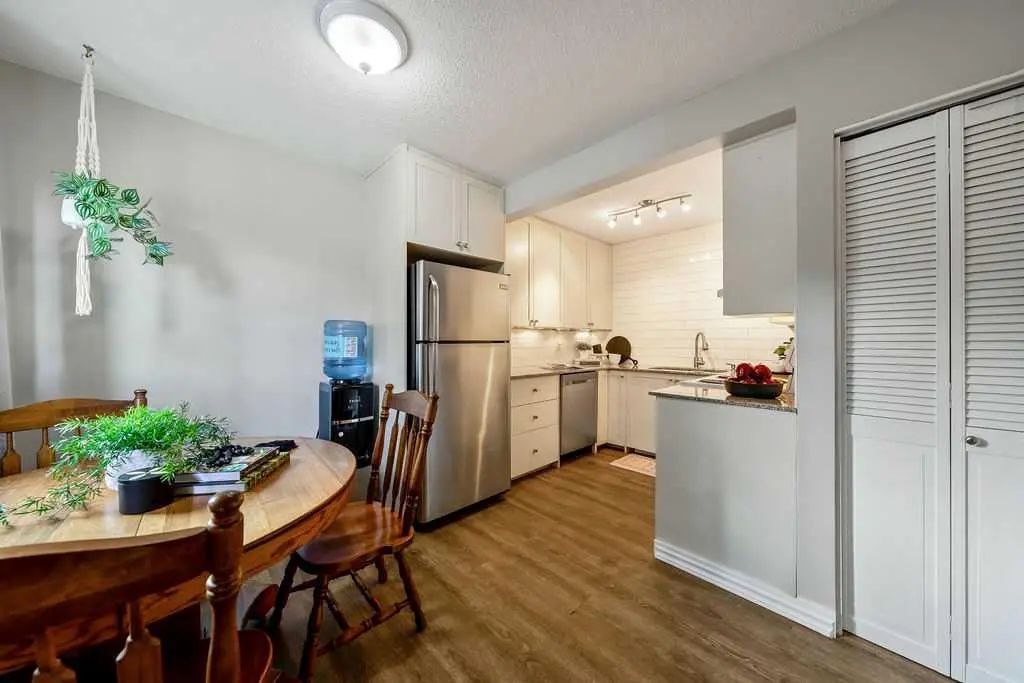 14 14736 Deerfield Drive Southeast, Calgary – Residential Row/Townhouse Listing Photo 3