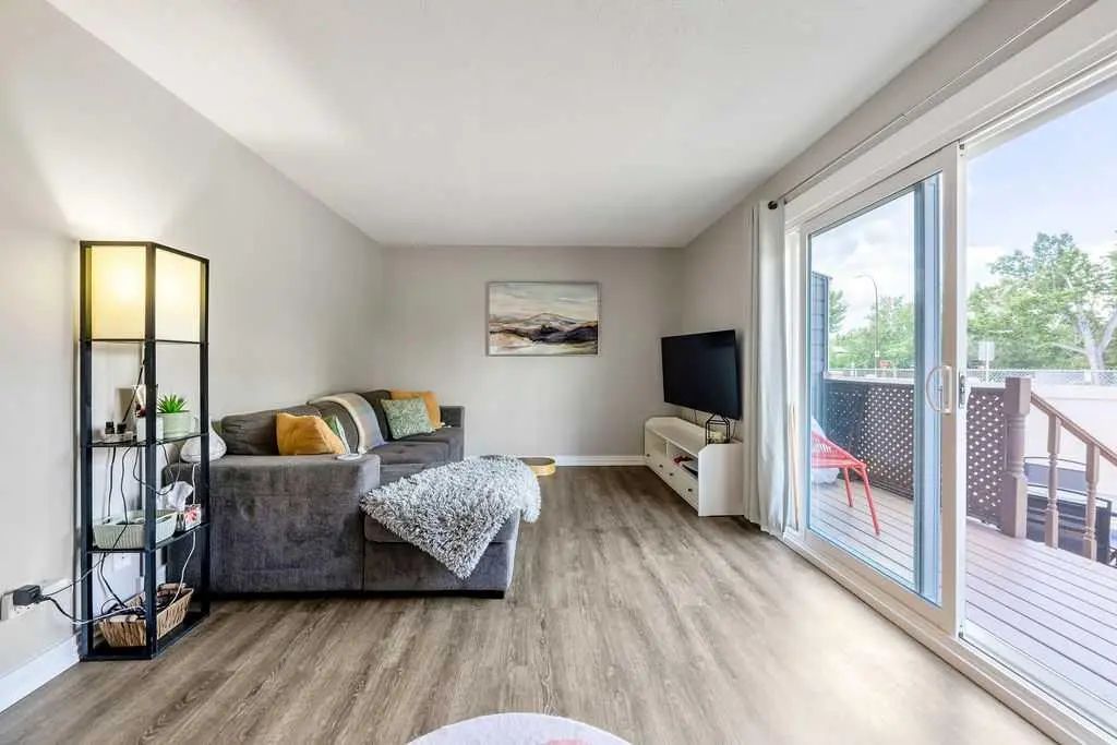 14 14736 Deerfield Drive Southeast, Calgary – Residential Row/Townhouse Listing Photo 8