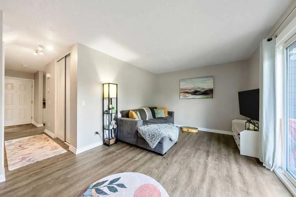 14 14736 Deerfield Drive Southeast, Calgary – Residential Row/Townhouse Listing Photo 9
