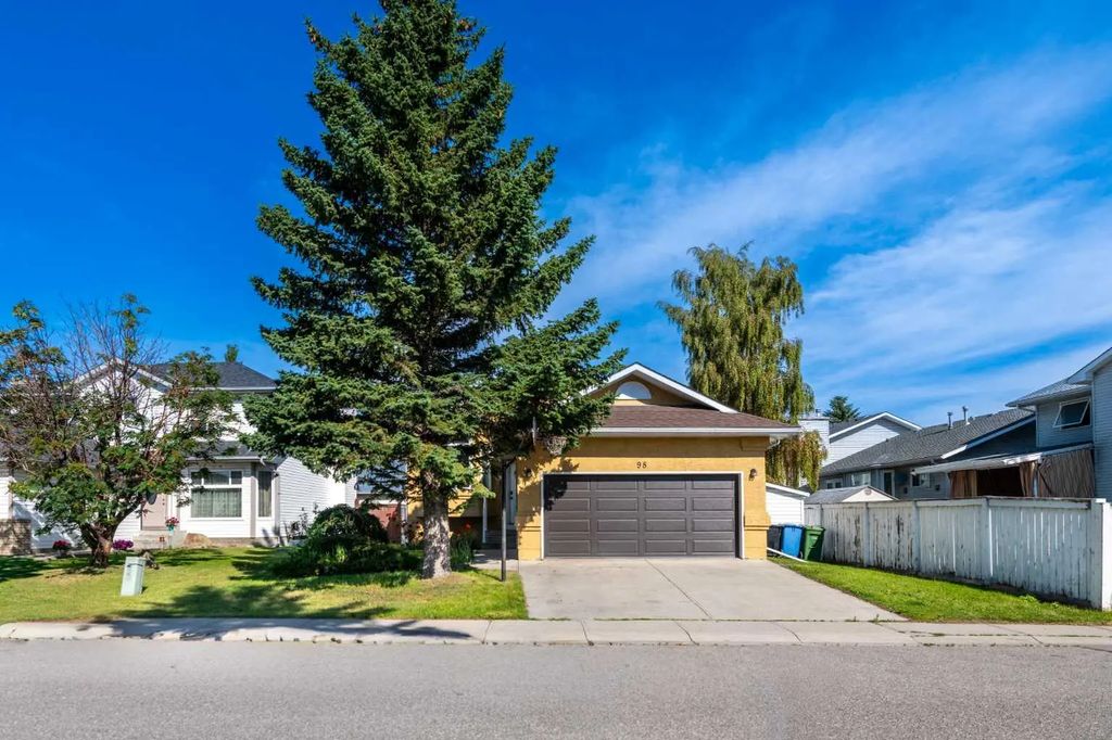 98 Del Ray Road Ne, Calgary
