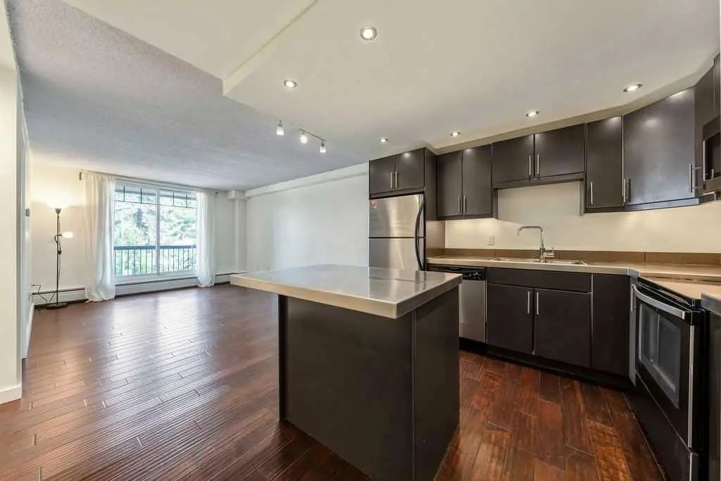 204 1301 17 Avenue Northwest, Calgary – Residential Apartment Listing Photo 4