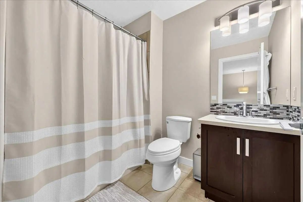 28 Evansborough Gate Northwest, Calgary – Residential Detached Listing Photo 35