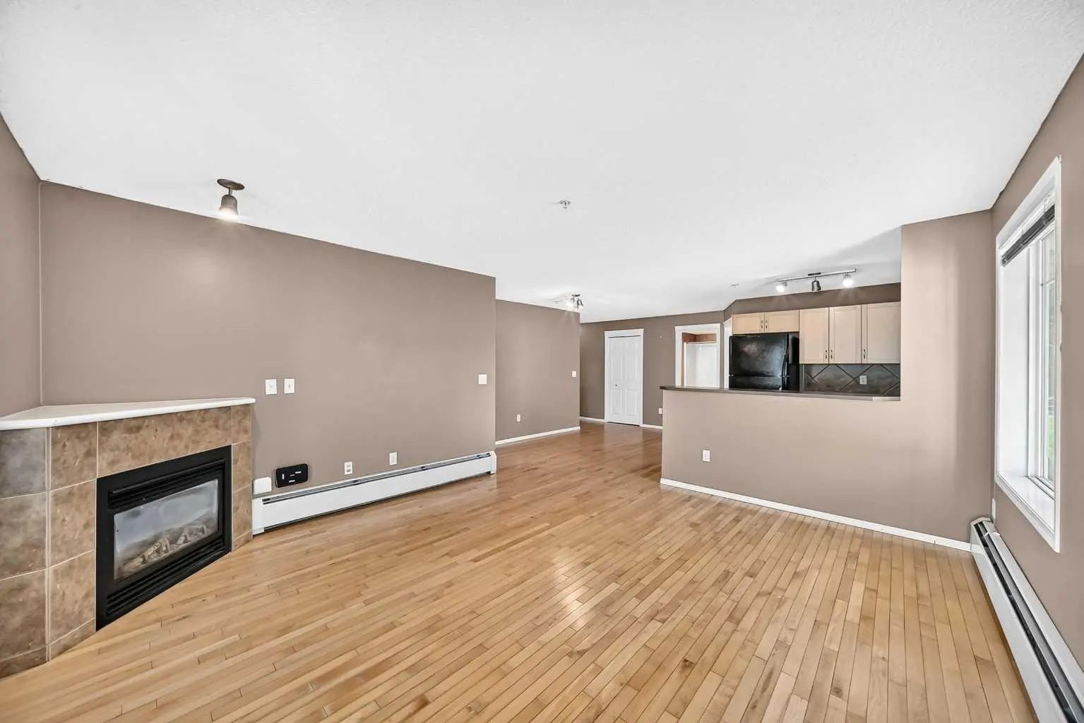 3109 70 Panamount Drive Northwest, Calgary – Residential Apartment Listing Photo 8