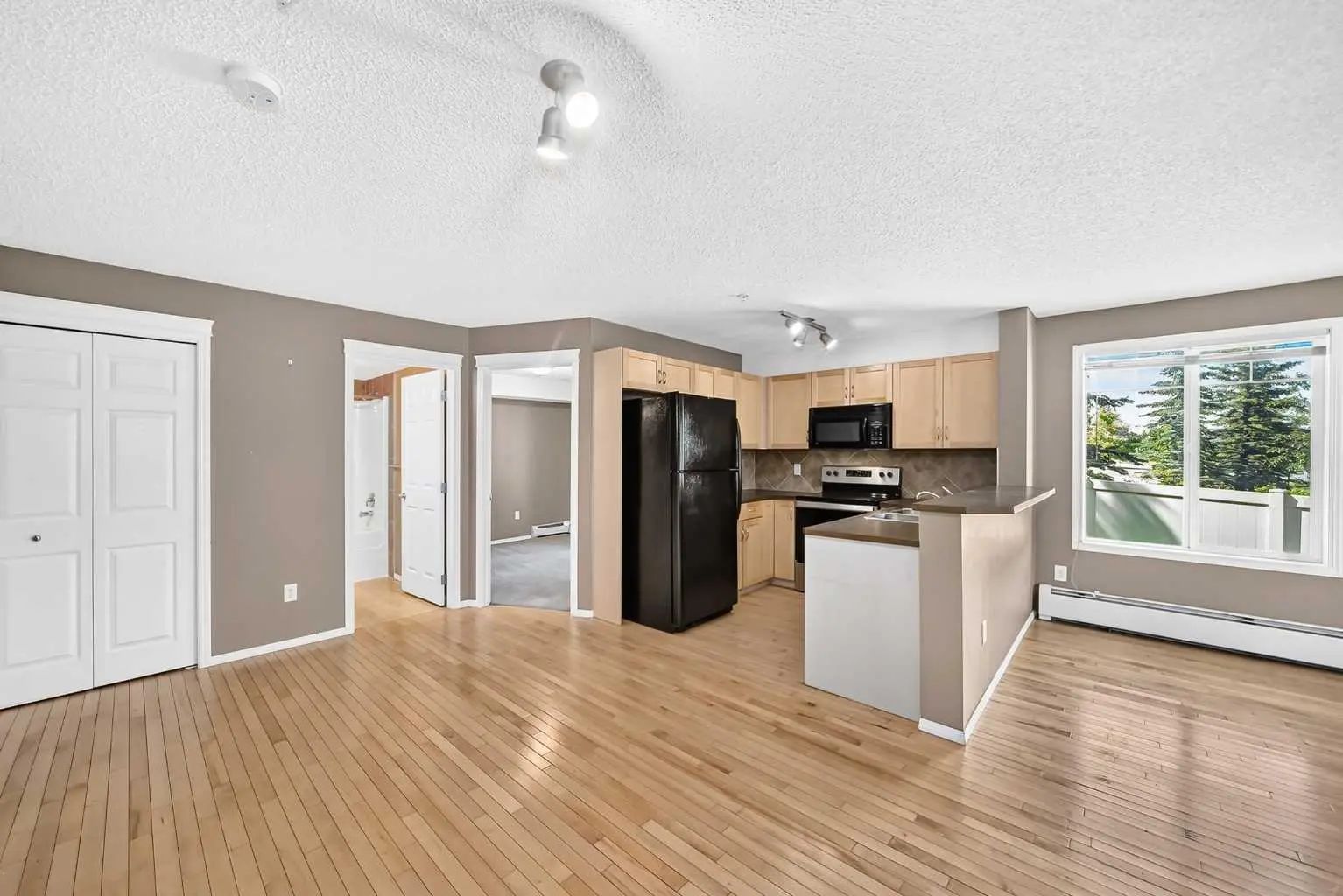 3109 70 Panamount Drive Northwest, Calgary – Residential Apartment Listing Photo 9