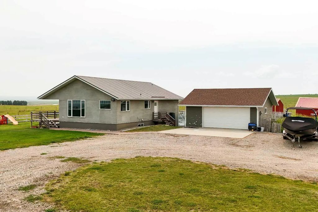 25021 Rge Rd 254  , Cardston
